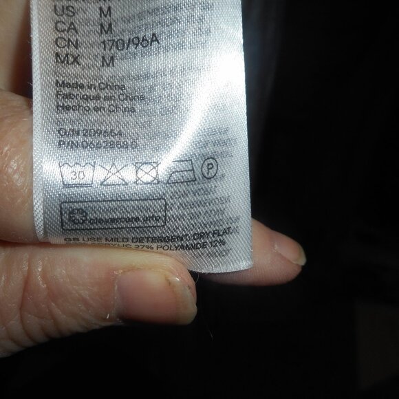 H & M cowl neck sweater, long sleeves, ribbed cowl and bottom hem - Picture 8 of 8